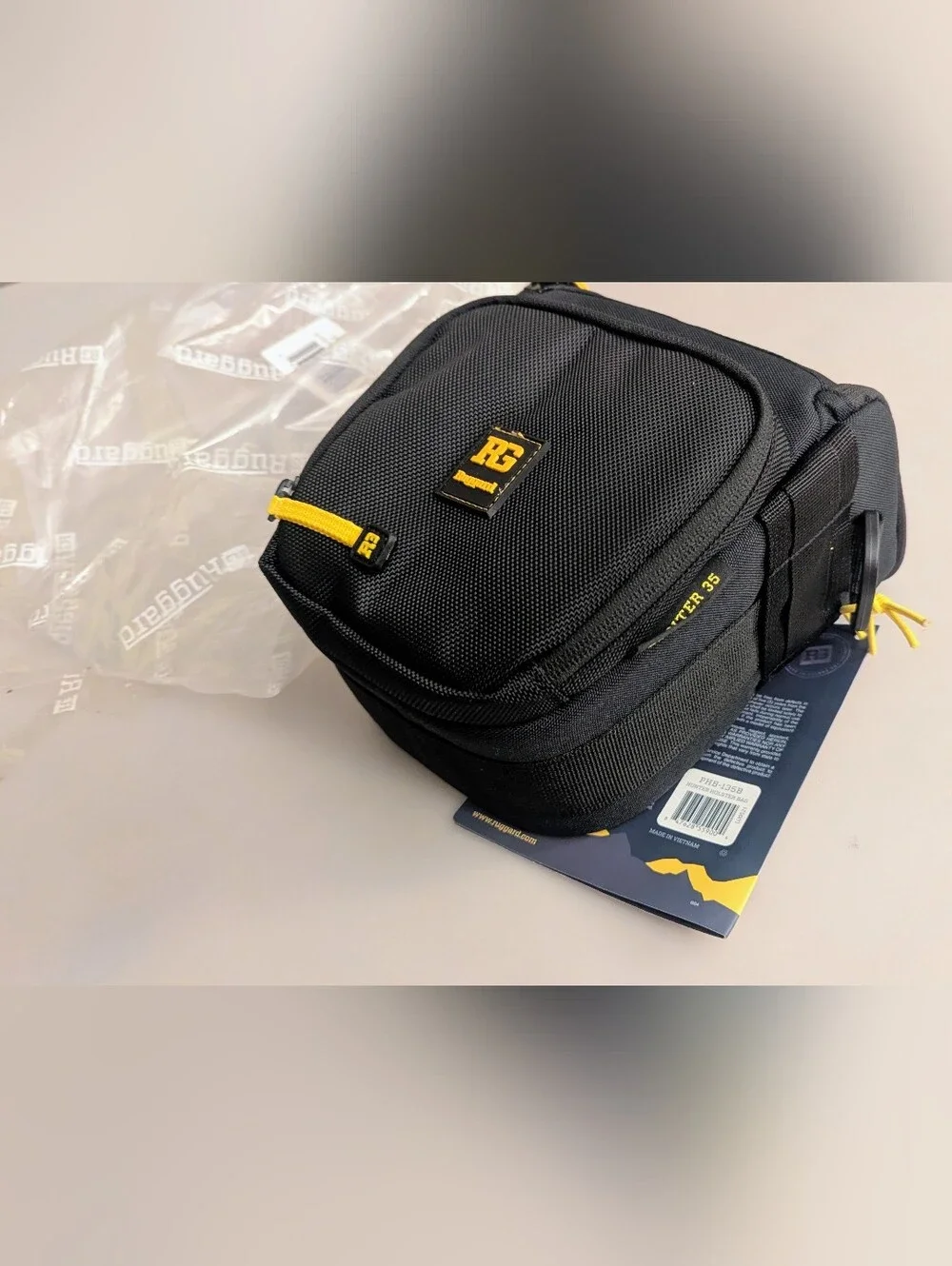Ruggard Hunter PHB-115B Holster Bag. New Camera Bag.